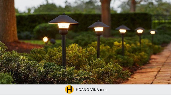 Top 5 đèn LED sân vườn Paragon ưa chuộng 2022